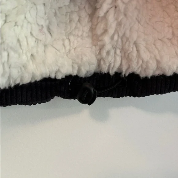 LOVE TREE Corduroy Cropped Vest with Sherpa Lining - Picture 9 of 12